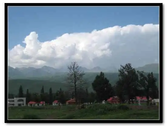 塞里木湖那拉提草原巩乃斯草原