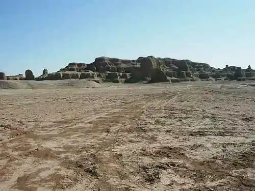 COLORFULDAYSINMYHEART-蓝与黄的鸣奏曲：魔鬼城