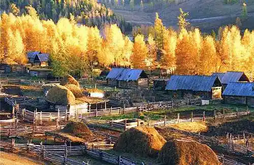 美丽宁静古村-图瓦村