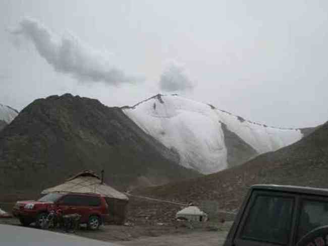 新疆，心无疆—中国新疆天山1号冰川、南山,图九