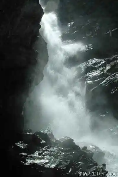 新疆之行天池：冰心玉洁天池水