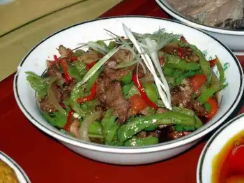 新疆回族的“九碗三行”正宗宴席,图八