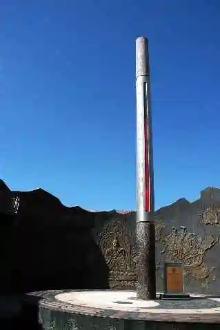 (北疆之五)吐鲁番的葡萄还没有熟