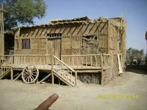 心旷神怡的罗布人村寨