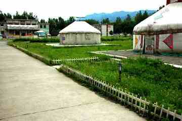 新彊那拉提草原掠影,图二