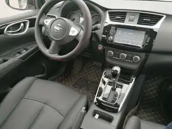 5座白色尼桑,图二