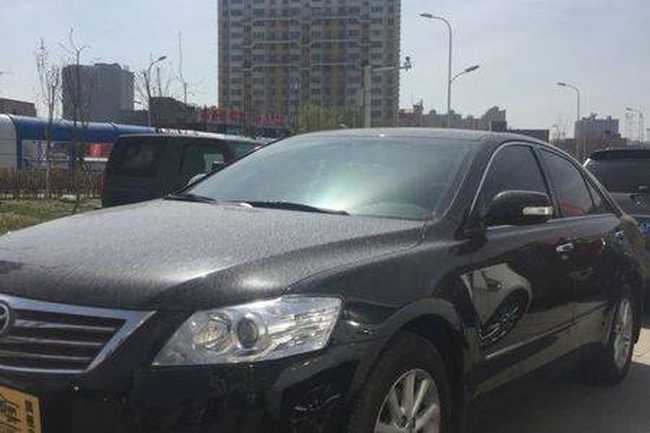 5座豐田凱美瑞,圖二