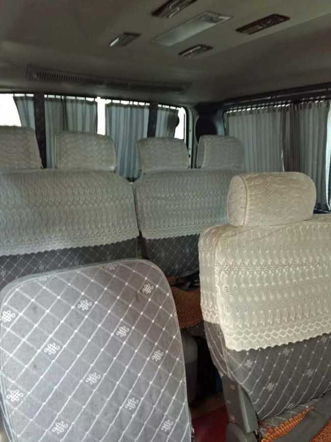 15座白色奔馳,圖三