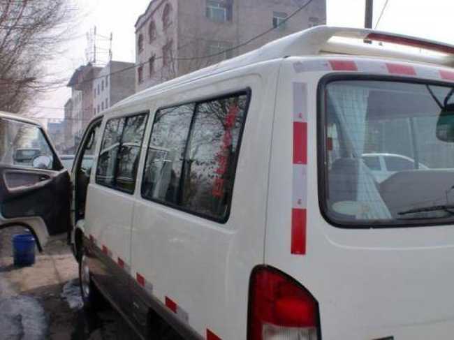 12座奔馳MB100,圖三