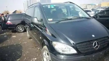 9座奔驰威霆商务车,图一