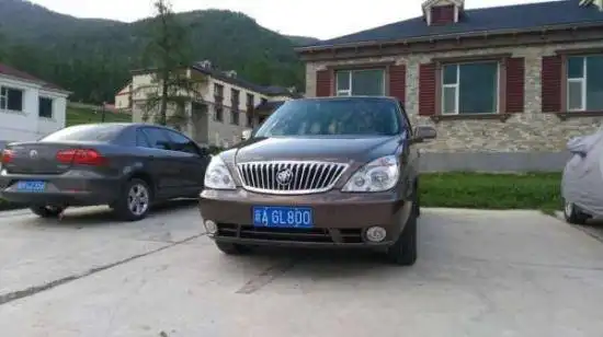 7座別克商務(wù)車,圖一