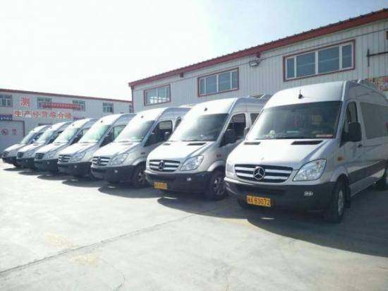 14座奔馳商務車,圖二