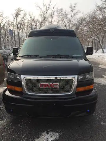 GMC7座高端商务车