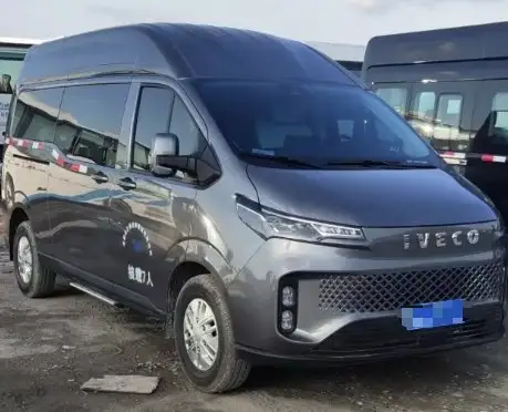 依维柯聚星(大7座营运车)