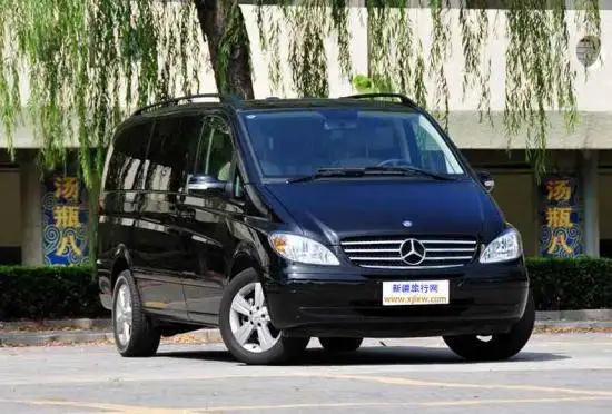 奔驰商务车