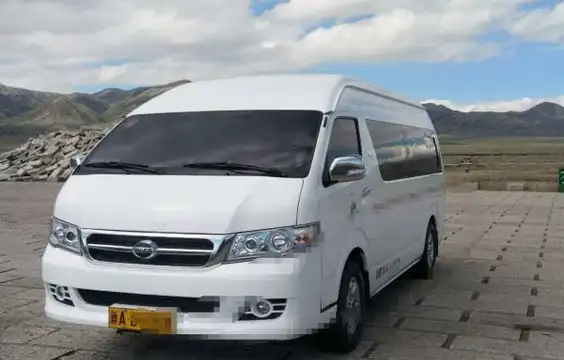 海格14座商务车