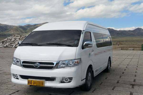 海格14座商务车,图一