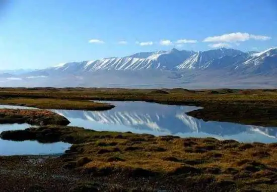 巴音布鲁克草原最美的湖沼地