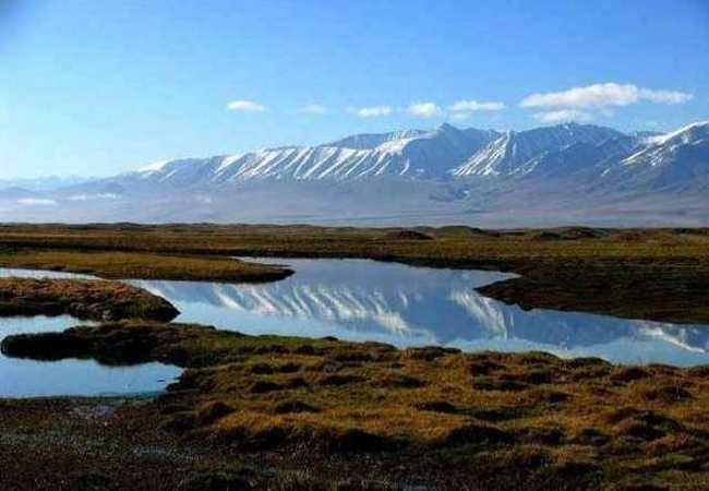 巴音布鲁克草原最美的湖沼地,图三