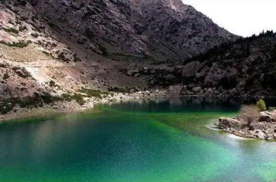 碧水涟漪——库车小龙池