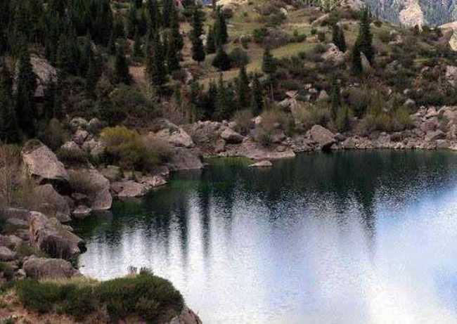 碧水涟漪——库车小龙池,图三