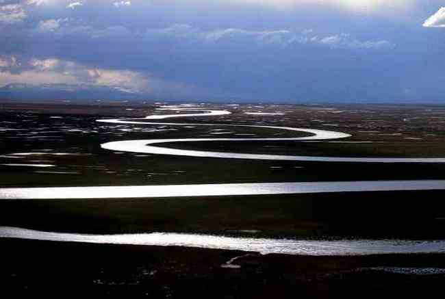 巴音布鲁克天鹅湖,图一