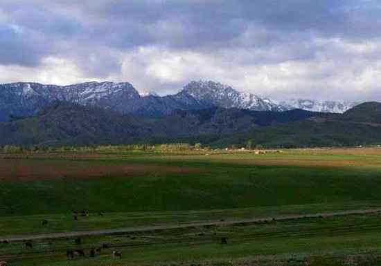 峻美乌孙山,图二