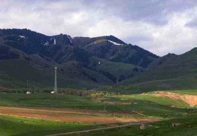 峻美乌孙山,图三