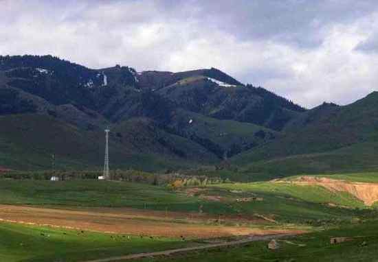 峻美乌孙山,图三