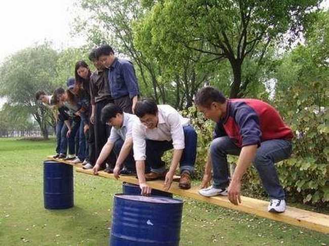 企业拓展之穿越沼泽,图一