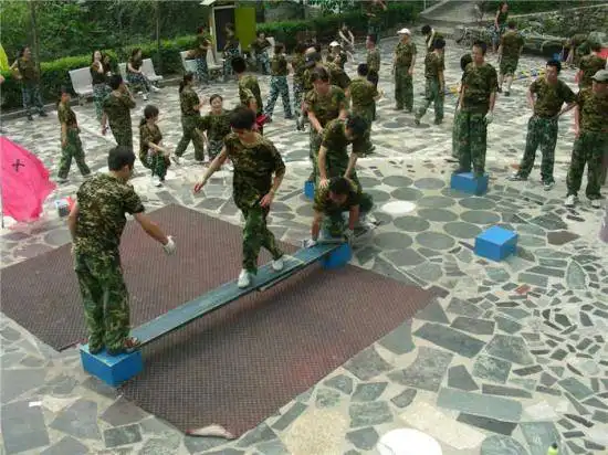 企业拓展之孤岛求生