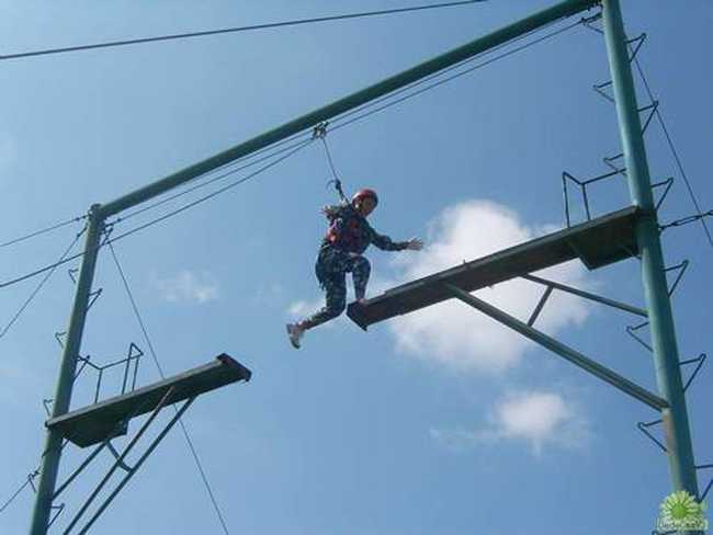 企业拓展之空中断桥,图四