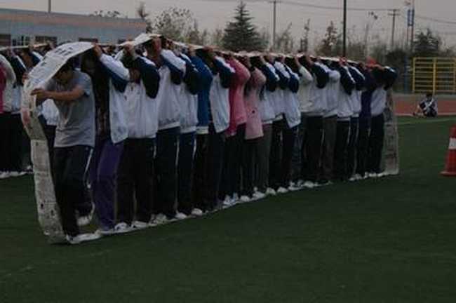 拓展之无敌战车,图二