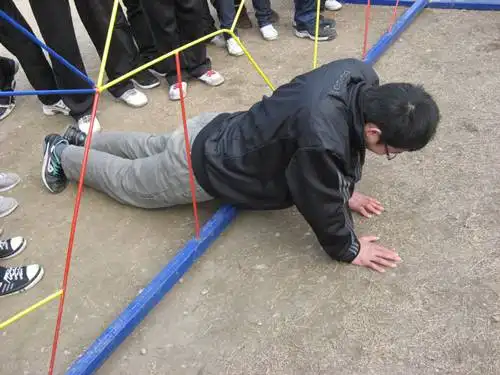 企业拓展之生死电网