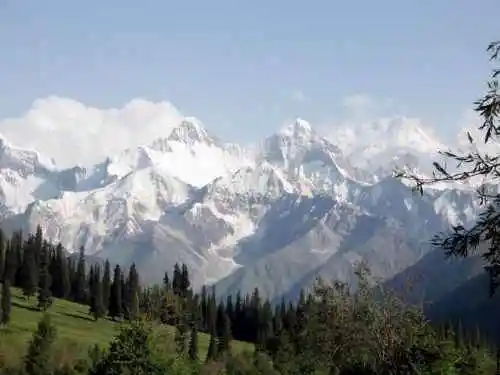 新疆 - 夏塔风光