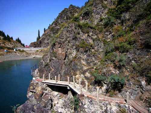 天山天池,图六
