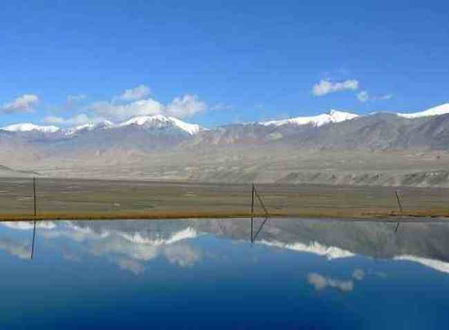 走向卡拉库里湖,图三