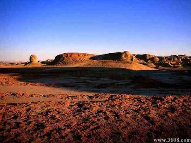 新疆-乌尔禾风城,图一