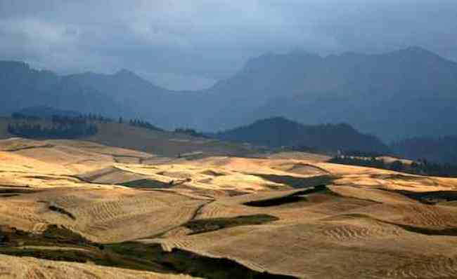 新疆奇台刀条岭风光,图三