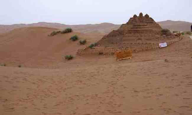 库木塔格沙漠,图三