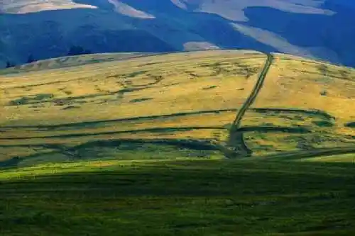 新疆奇台刀条岭风光