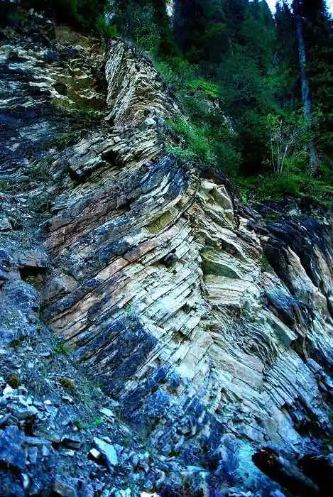 科桑溶洞森林公园