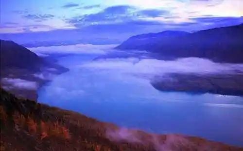 神秘的喀纳斯湖