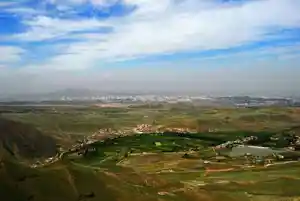 新疆卧龙岗