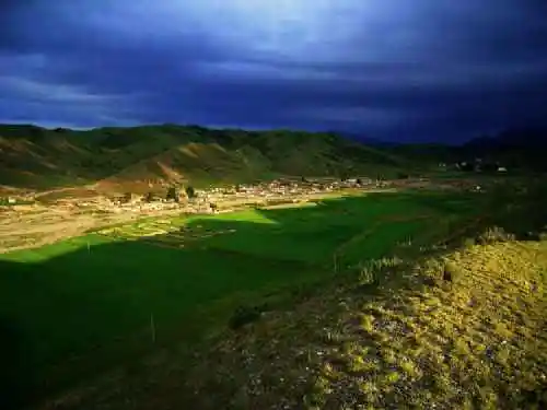 新疆乌鲁木齐甘沟乡风光