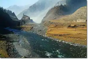 新疆后峡风光
