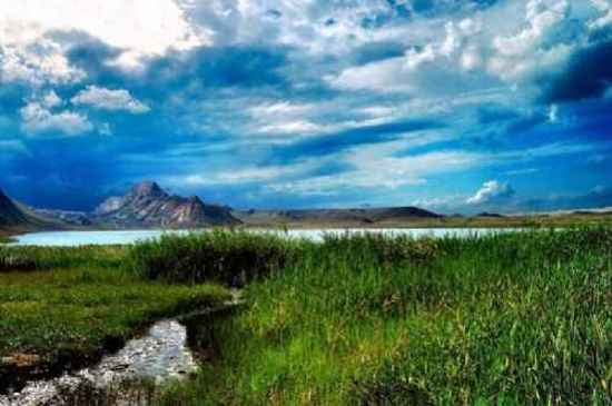 新疆红白沙湖,图三