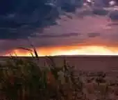 黄昏中的乌伦古湖