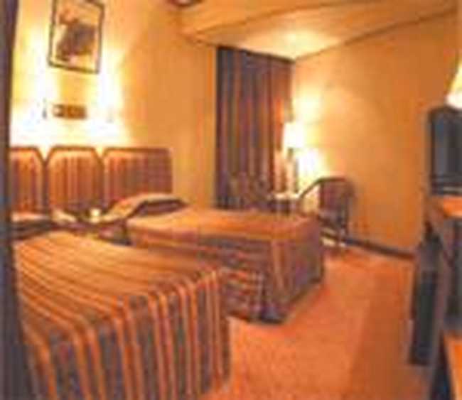 东方大酒店,图二