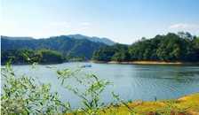 长沙.韶山.张家界.金鞭溪.黄龙洞或宝峰湖.红石林.凤凰古城 庐山.婺源.三清山.三溪大峡谷.景德镇 单飞单卧13日游